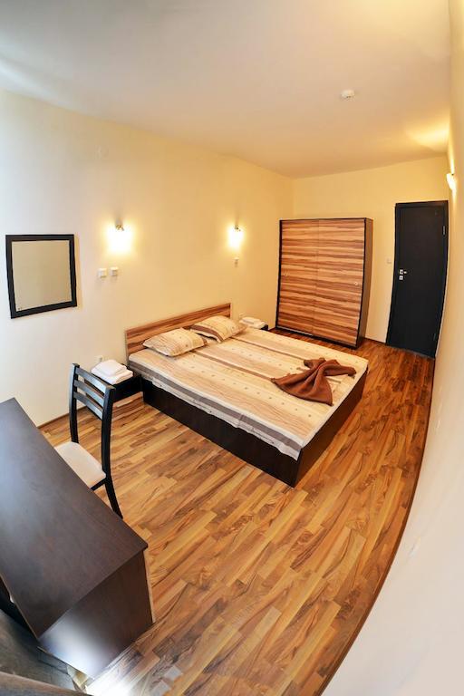 Ivtour Apartments In Yalta Complex Golden Sands Room photo